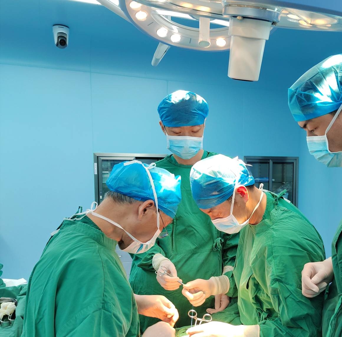 青滨附院胃肠外科：接连成功为高龄老人行肿瘤切除术